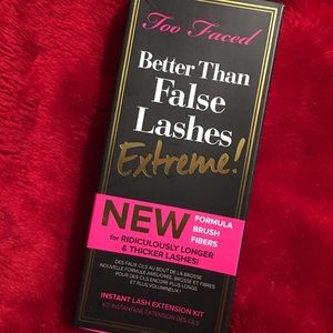 Too faced lash kit
